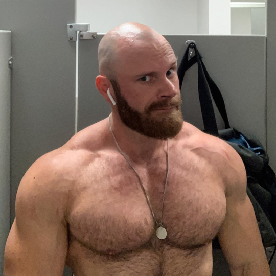 itstransformingtime: “Are you changing me again!?” my boyfriend said looking at me suspiciously. “Of course not!” I said, with a small smile as I looked over my boyfriends body taking in his large pecs, just moments ago they were almost no existent.