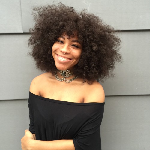 kieraplease:  If you like to hear me rant like my page ^_^ Facebook.com/kieraplease