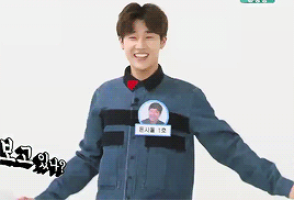inpinitaize:the struggles of being a weekly idol MC