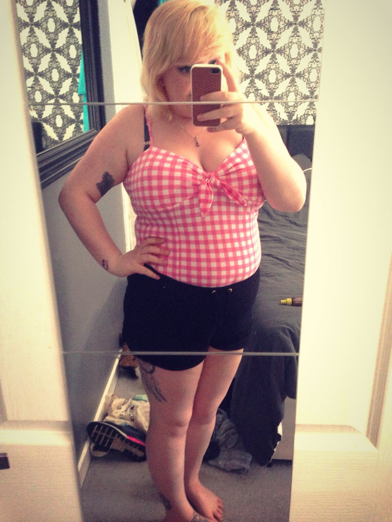 chubby-bunnies:  Feeling fat and fabulous as usual! You’re all beautiful, embrace