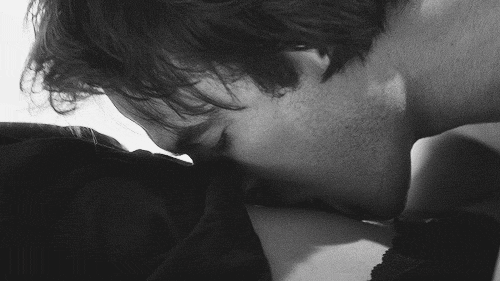If you be my star I'll be your sky ☪