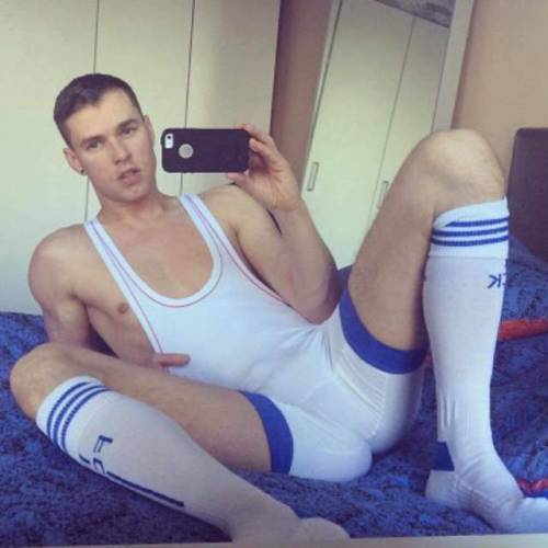 Wrestler + Singlet = Fun Times (18+/21+ Only!)