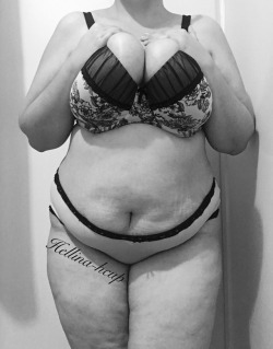 hellina-hcup:  My dream is to have a matching lingerie set for every day of the week.