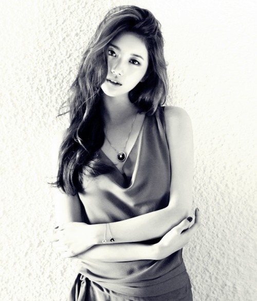 suzy-ssi: Suzy for Marie Claire August 2014 Bae Su Ji