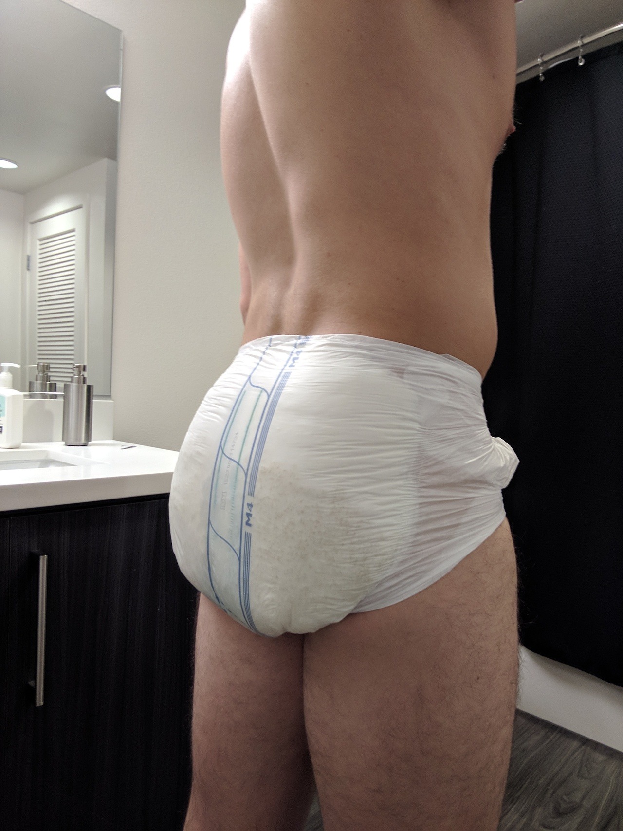 dlcameronz:This is what 6 hours in VR looks like without a diaper change… With
