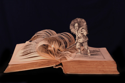 ‘I stood like one thunderstruck’ Robinson Crusoe book sculpture. www.daysfalllikeleaves.