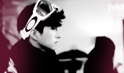gr8u:  8/endless gifsets of ken 