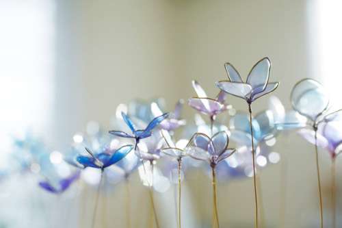 myampgoesto11: Beautifully designed traditional Japanese Kanzashi hair ornaments by Sakae