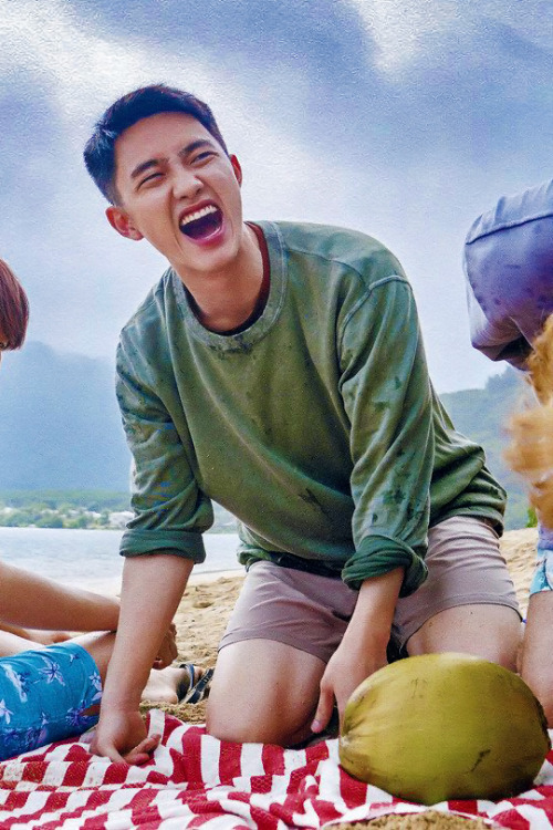 kyungsooskhakipants:PRESENT; the moment photobook // Kyungsoo Focus