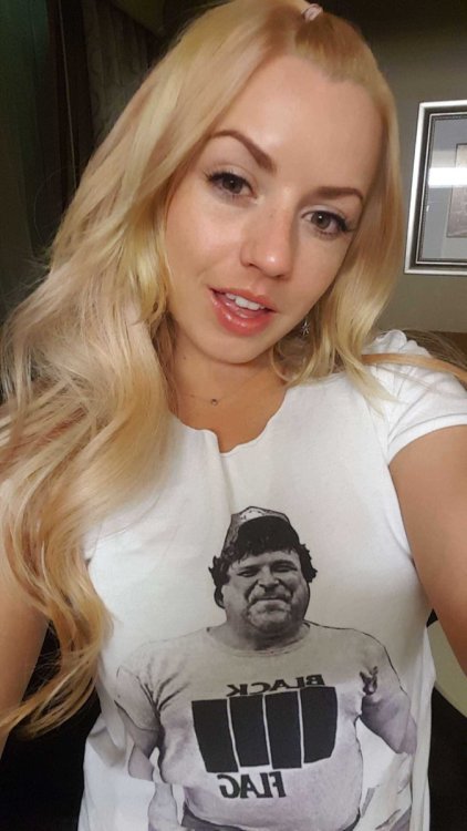 http://lexibelle100.tumblr.com/post/150479638210