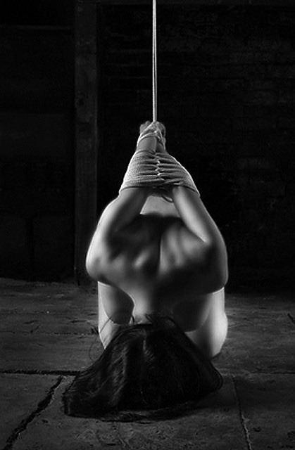 Rope 'n' Nude Photography