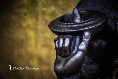 Bindu Madhava, Vishnu deity from Varanasi, photos by Aradhya Gouranga