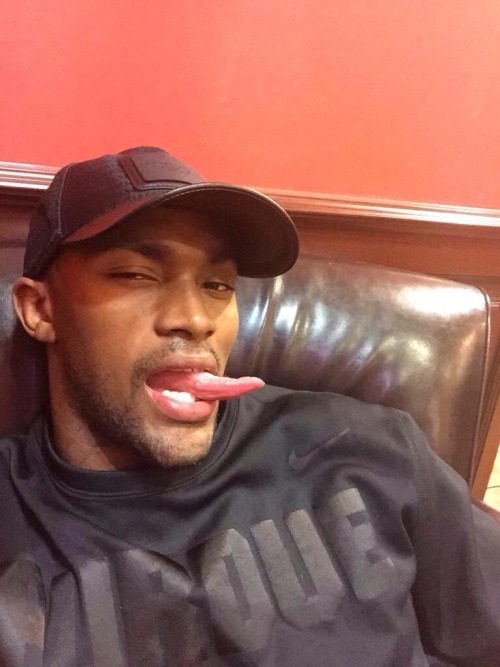 getitmoist:  Keith Carlos (that tongue) 