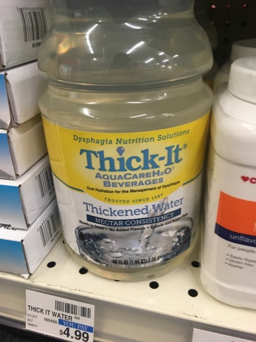 phaeton44:

stevevincentbuscemi:
*pours you a nice refreshing glass of thick water* 
