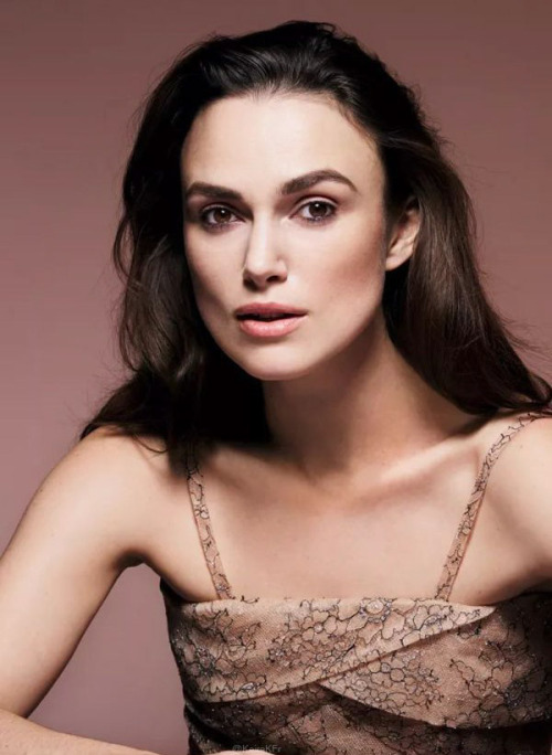 Keira Knightley photographed by Liz Collins for Chanel (2018)