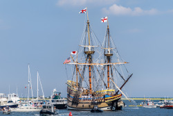 Mayflower I replica has been gone for 3 years for a $13,000,000 restoration. It’s nice to have her back in Plymouth Massachusetts August 10, 2020