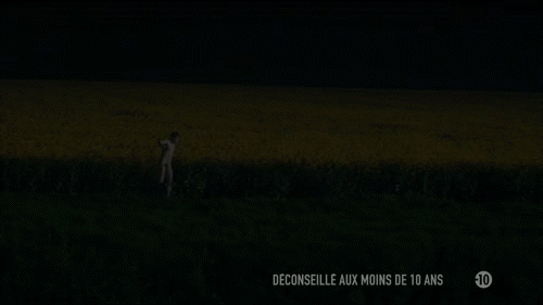 famousnudenaked:  Billy Howle Frontal Nude in Glue (S01EP01)
