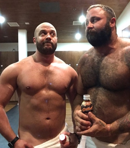 gymbear79: Spa day for Cub &amp; Bear!