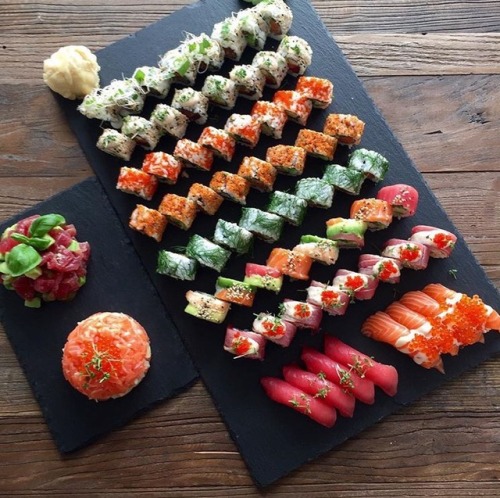 idreamofsushi:Photo by @sushi2500.