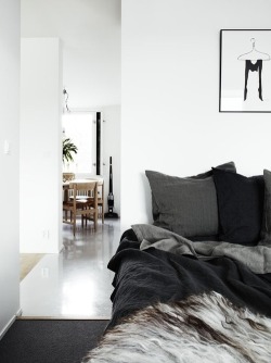 4egis:   Lotta Agaton 