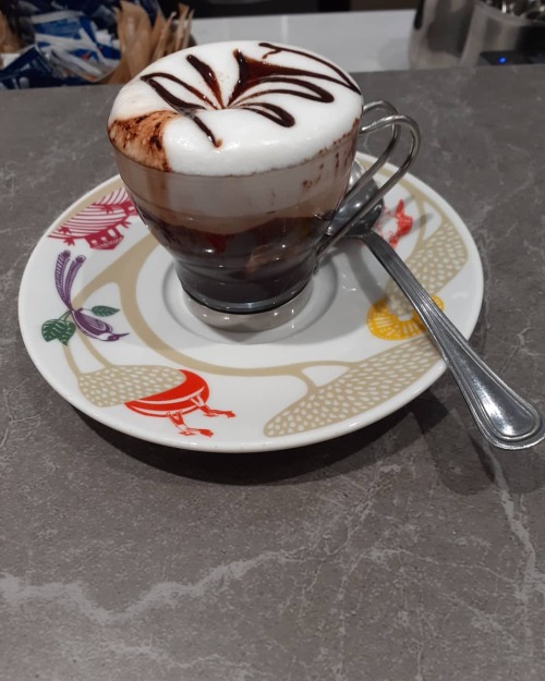 Ottimo alla vista ed al gusto! Fatto da Chiara! #CoppaDOro @lacoppadoro #LaCoppaDOra ☕
https://www.instagram.com/p/CGMr_YhplAwinPc66O8ySQx9qtAIbFTMaKA6AY0/?igshid=xkah45lzqvnm