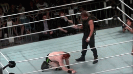 tina619:  madamemox:  Dean vs Sheamus in Taipei,Taiwan  Ohh my, I love that!! 