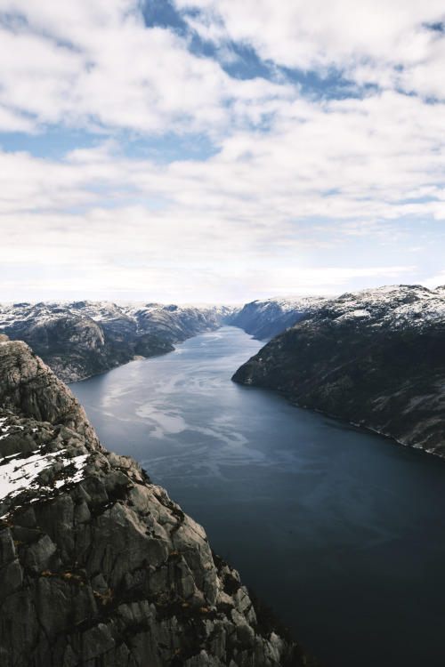 amazinglybeautifulphotography:  Lysefjord, Norway [1333x2000][OC] - Author: cookieswehave on reddit