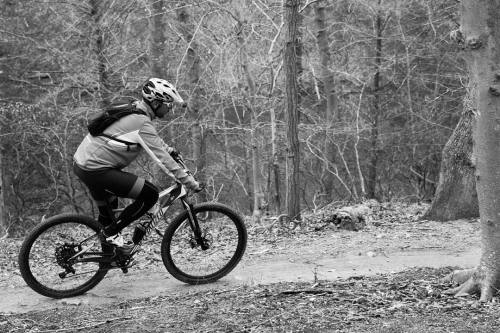 mountainbikingactionshots: RG willniccolls: #Mountainbiking at #fountainhead regional park in #virgi