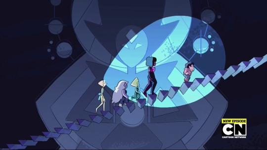 This is the pyramid gem, who I suspect of being White Diamond because of the size,