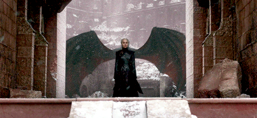 hvitserkk:    Queen Daenerys of the House Targaryen and Mother of Dragons  