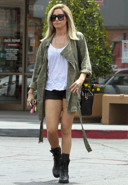 ashleytisdale