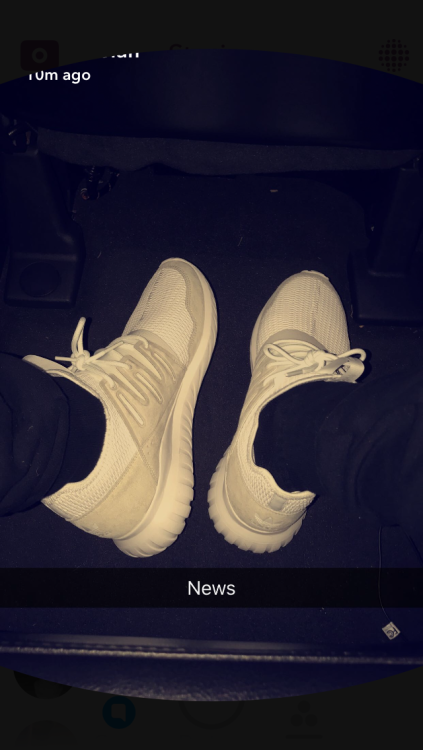 ethan dolans big feet in sneakers on snapchat