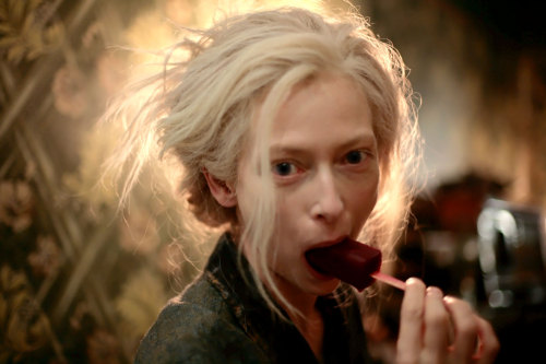 psychodelicate-girl: hiddleslokid: New Stills from ‘Only Lovers Left Alive’ [HQ] (x) ***