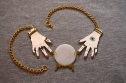 oldladycallowaysghost:  &ldquo;Fortune Teller Necklace&rdquo; from Custom Rebel Rocks’ Etsy  