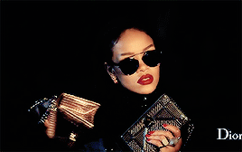 Rihanna ∞