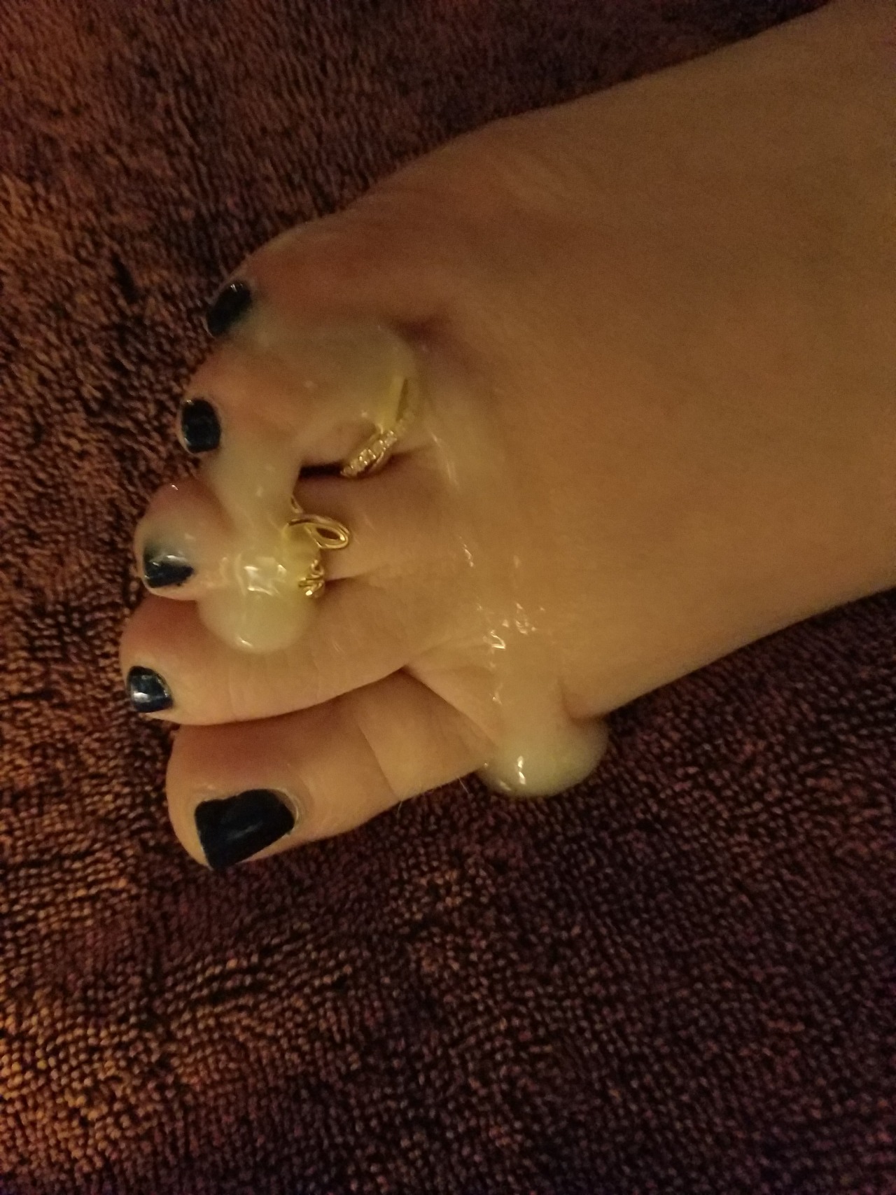 blondie4blackmen:  Hub’s cum. ❤