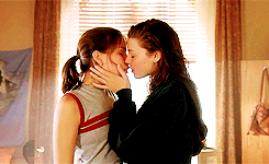 no-you-cant-watch:   “It’s a curious, wanting thing.” - Sarah Waters, Fingersmith