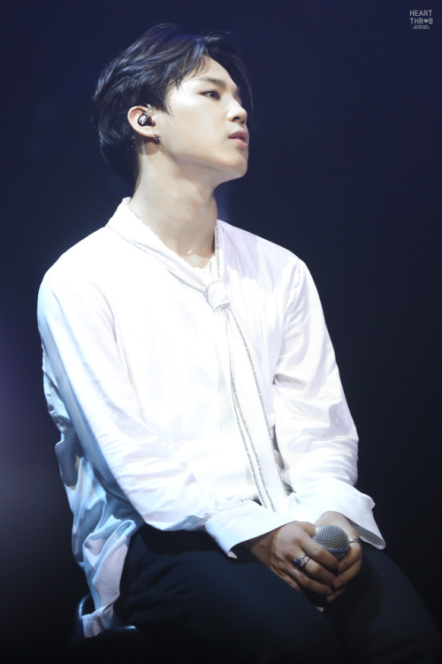 © HEART THROB