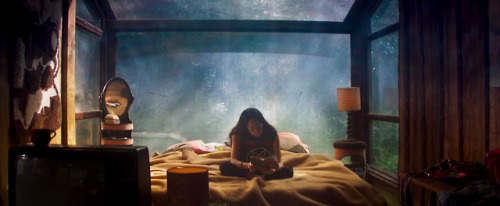 justscreenshots:Mandy 2018