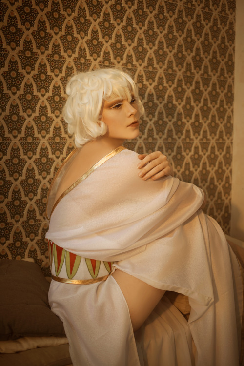 Bathe together or stay dirty? My Asra Alnazar(the Arcana game) cosplay ph by Rina