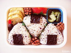 kiiseu:  Bento by commoi 