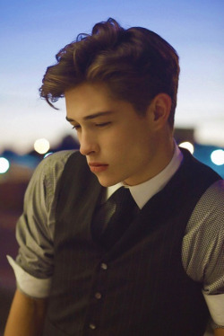 beautifulguys:  Fransisco Lachowski 