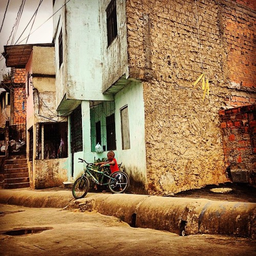 instabicycle:  Via @thamirmaron: “Liberdade é como saborear um passeio de bicicleta sem precisar apo