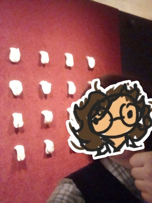 Uhhh Cw Nudity (not Really Its Just Casts Of Lady Parts And Most Of Them Are Really Out Of Focus But
