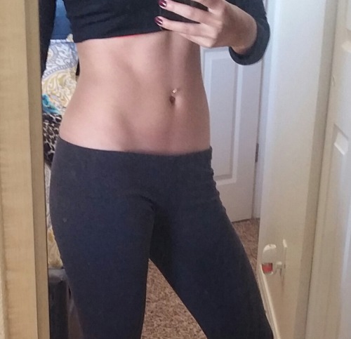 fitness-fits-me:   besame-mucho-24 submitted: I don’t have a before photo but this is me after 1 week in your plan 👌 I’ll keep you posted  Omg this is SO amazing girl, you’re looking so toned!! 😸 Can’t wait for your  1 Month progress shot