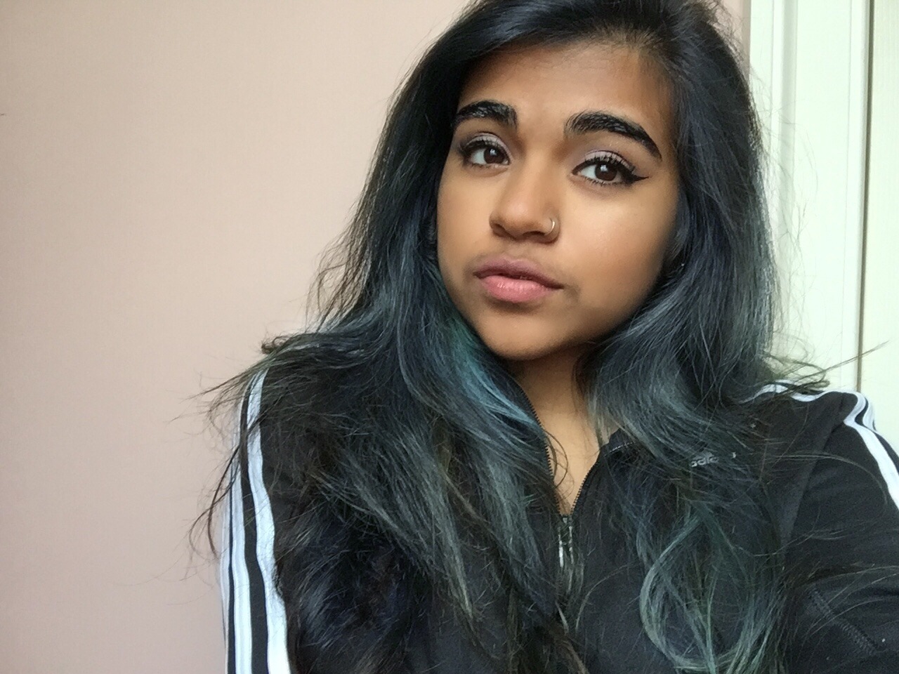 princefaery:  don’t need to be a boy or girl to be pretty as fuck 🌸 for all