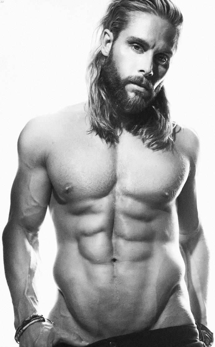un-necessary-nudity:  Matt Felker,Remember him from Brits toxic video. Oh my….