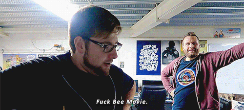 lastweekgifs:Last Week But Every Time You Say Bee Movie I Want To Die