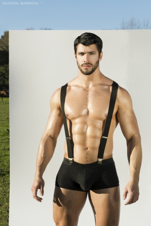 Random stuff and pretty men...