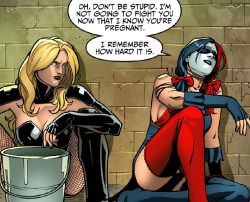 thegeekofmadness:  forkanna:  somethinginthenothing:  why-i-love-comics:  Injustice: Year Two - “Chapter 13”  written by Tom Taylorart by Bruno Redondo   That’s incredibly sad…  Holy shit, Harley…  I’m sobbing 